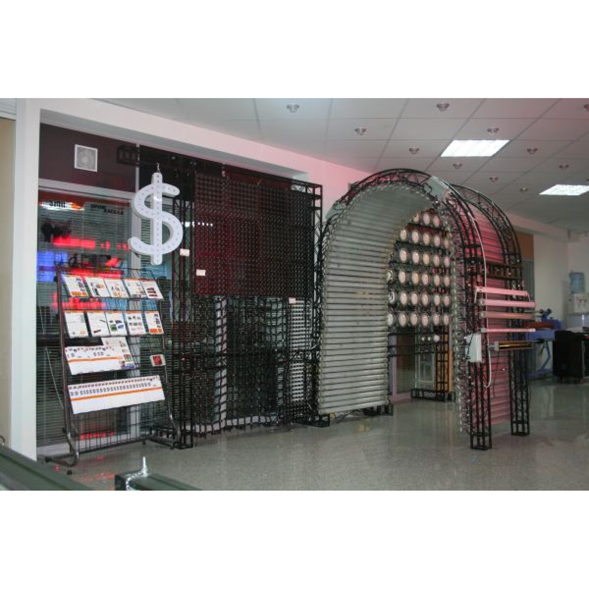 Фермы металлические Circle 1/4 12*12*100см, цвет черный, SignImpress