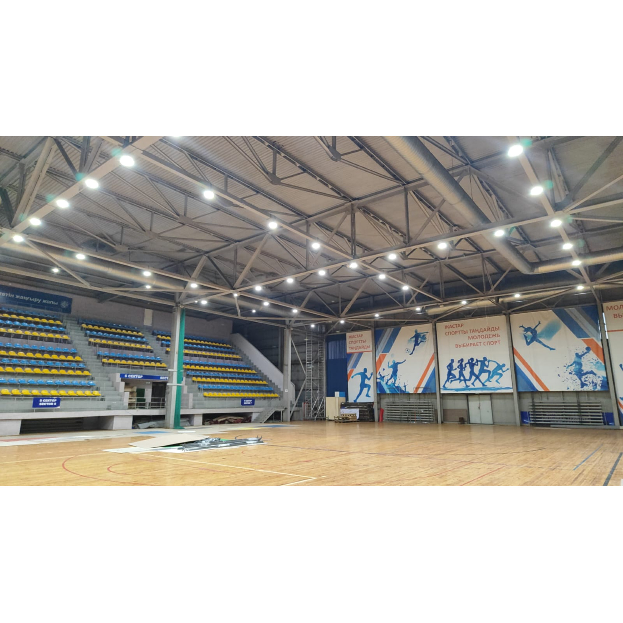 Светильник светодиодный FHB 02-150-850-F15 (150 Вт, 20950 Лм, 5,8 кг) Ферекс