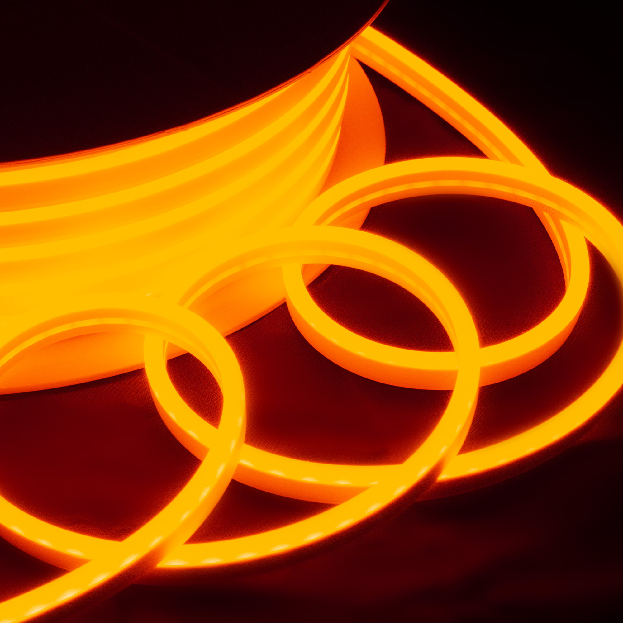 Неон гибкий ПВХ SMD2835 12В 110д/м 9Вт Оранжевый 6*12мм рез1диод IP65 50м SignImpres