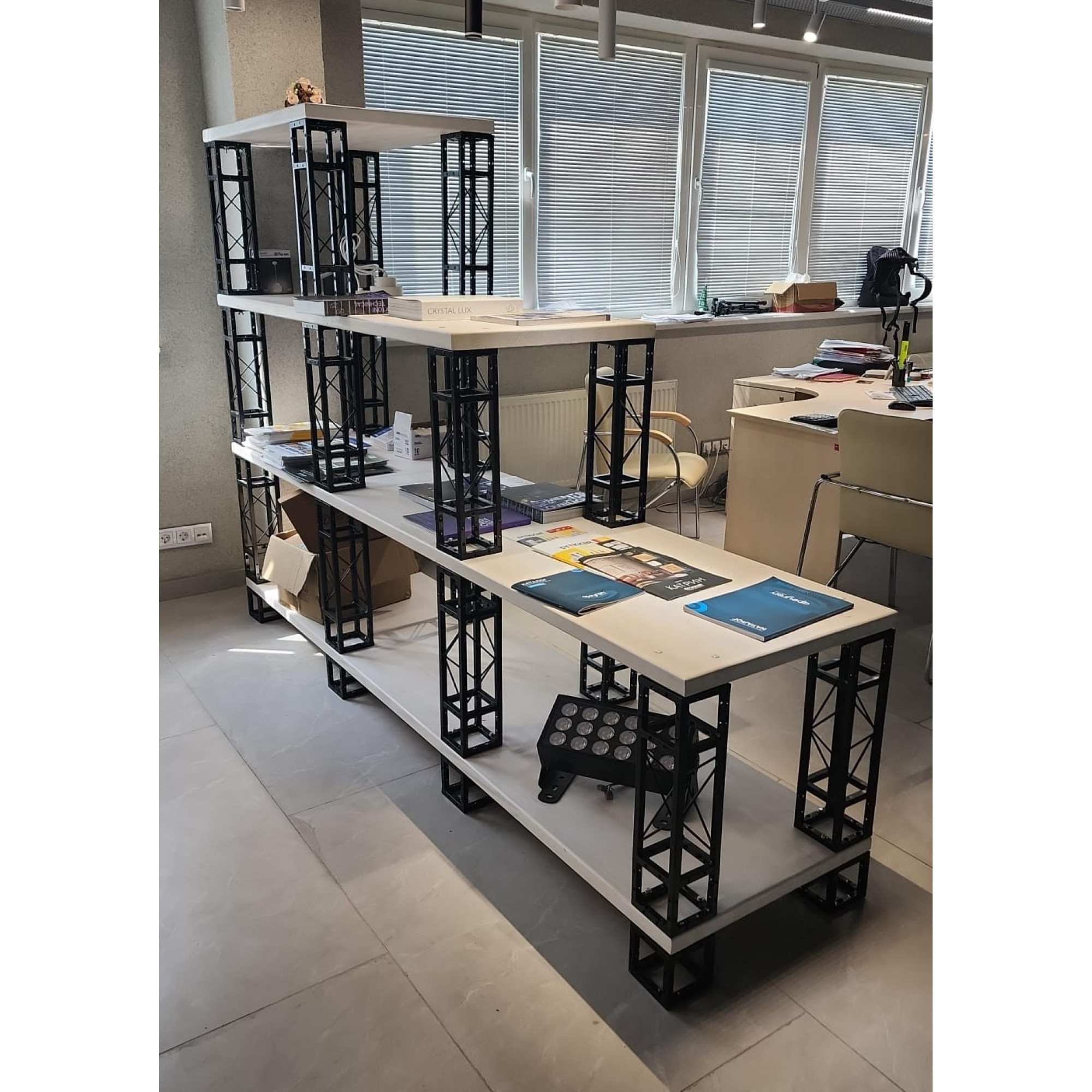 Фермы металлические Line 12*12*50cm, цвет черный, SignImpress