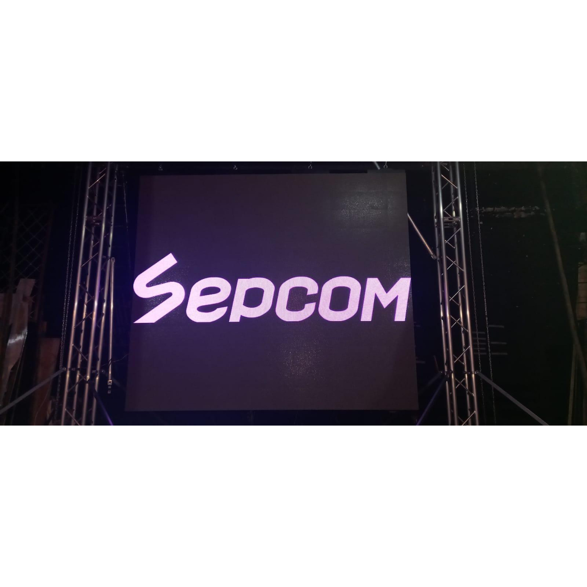 Кабинет алюминиевый с модулями Р4,81 500*1000мм GKGD