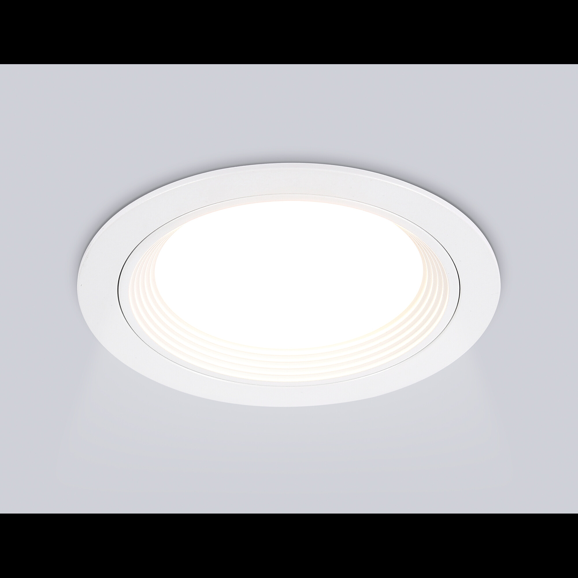 Встраиваемый точечный светильник GX53 TN51801 WH белый GX53 max 15W D110*23 Ambrella