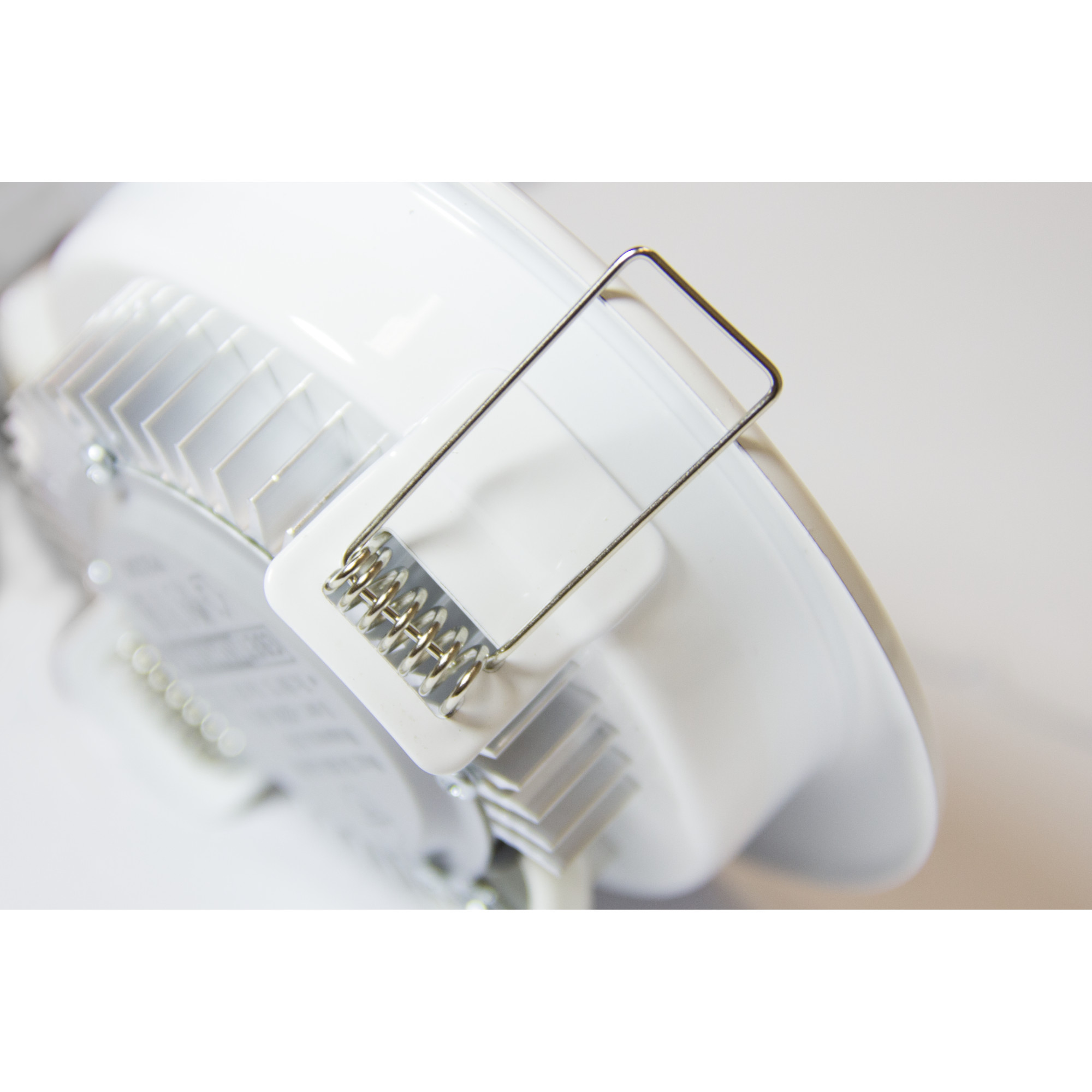 Светильник встраиваемый белый GX53 8W 3000-4000-6000К (распродажа)