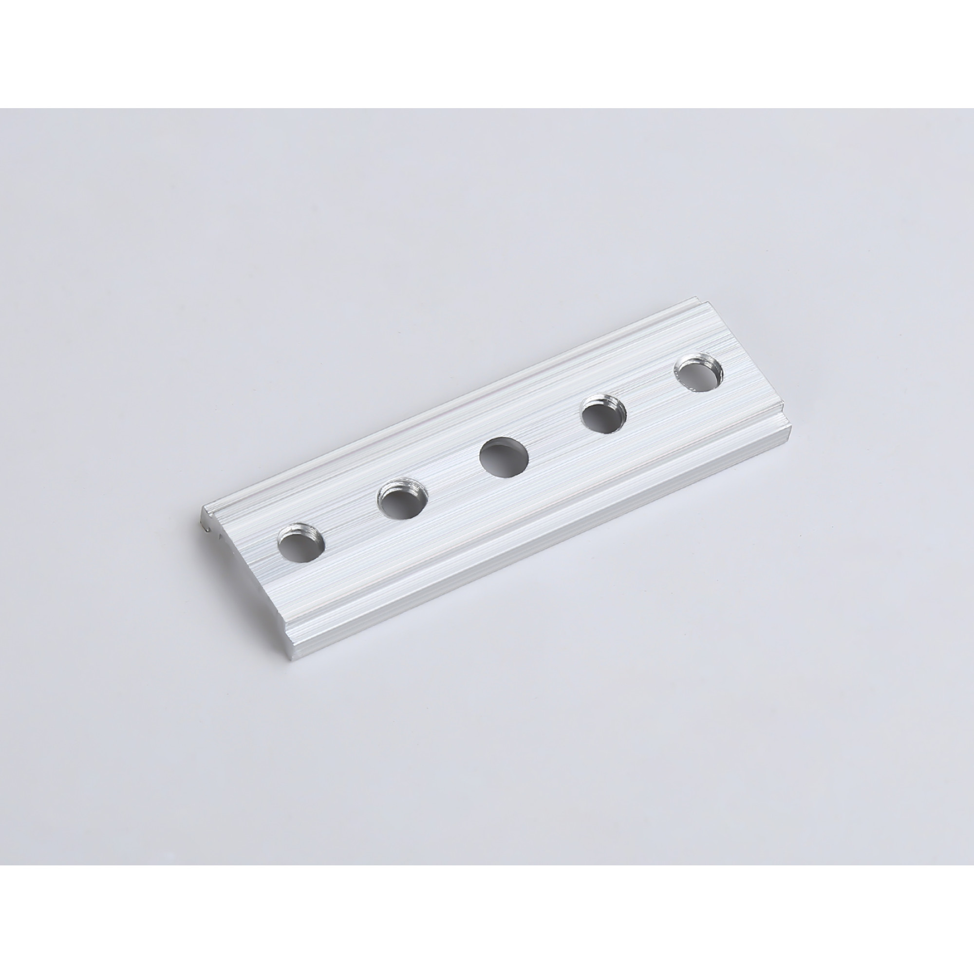 Соединитель для накладного шинопровода GL3618 AL алюминий Magnetic 100*22*1.5 (2шт.) Ambrella light