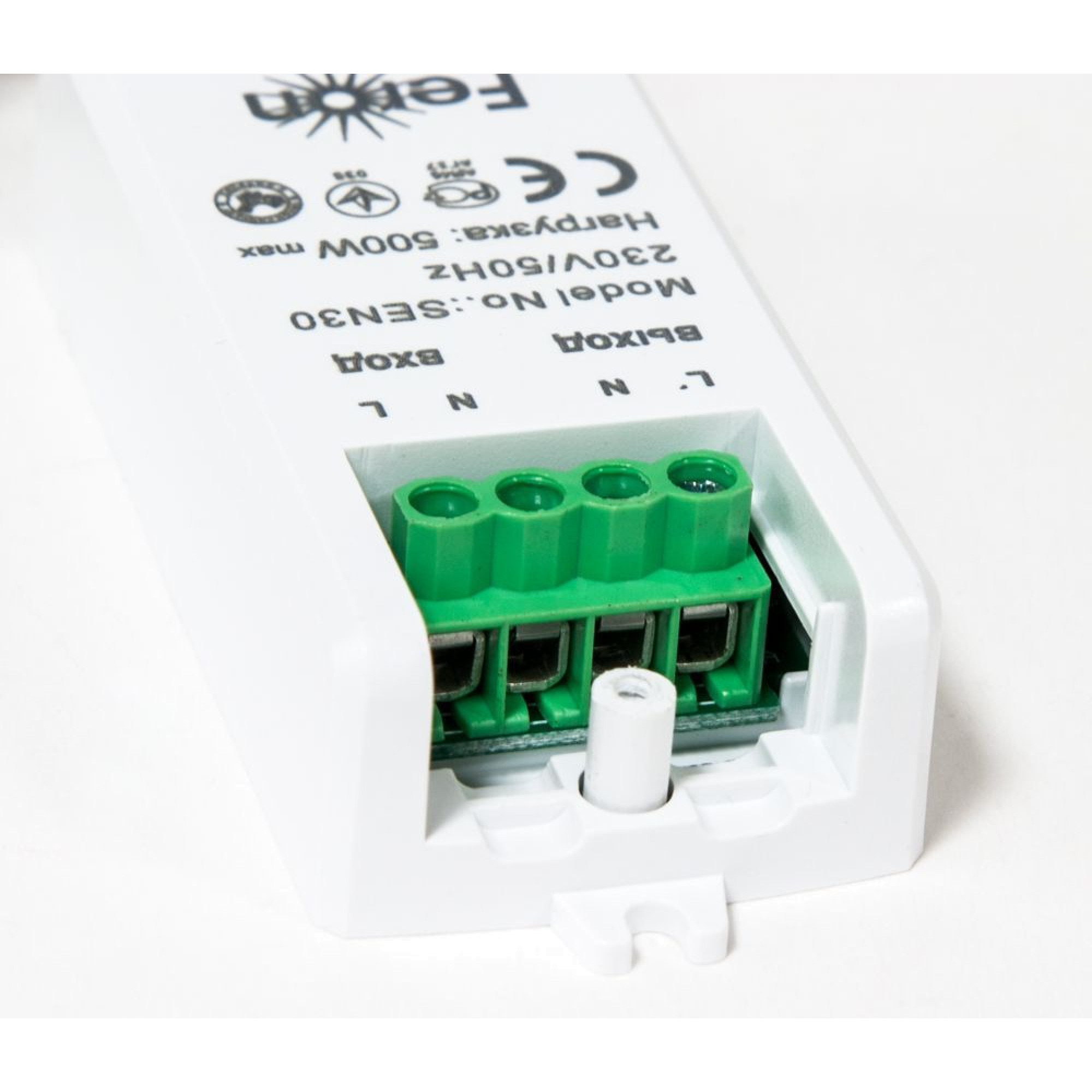 Датчик движения SEN30 230V 500W 5-8сm 30° белый Feron