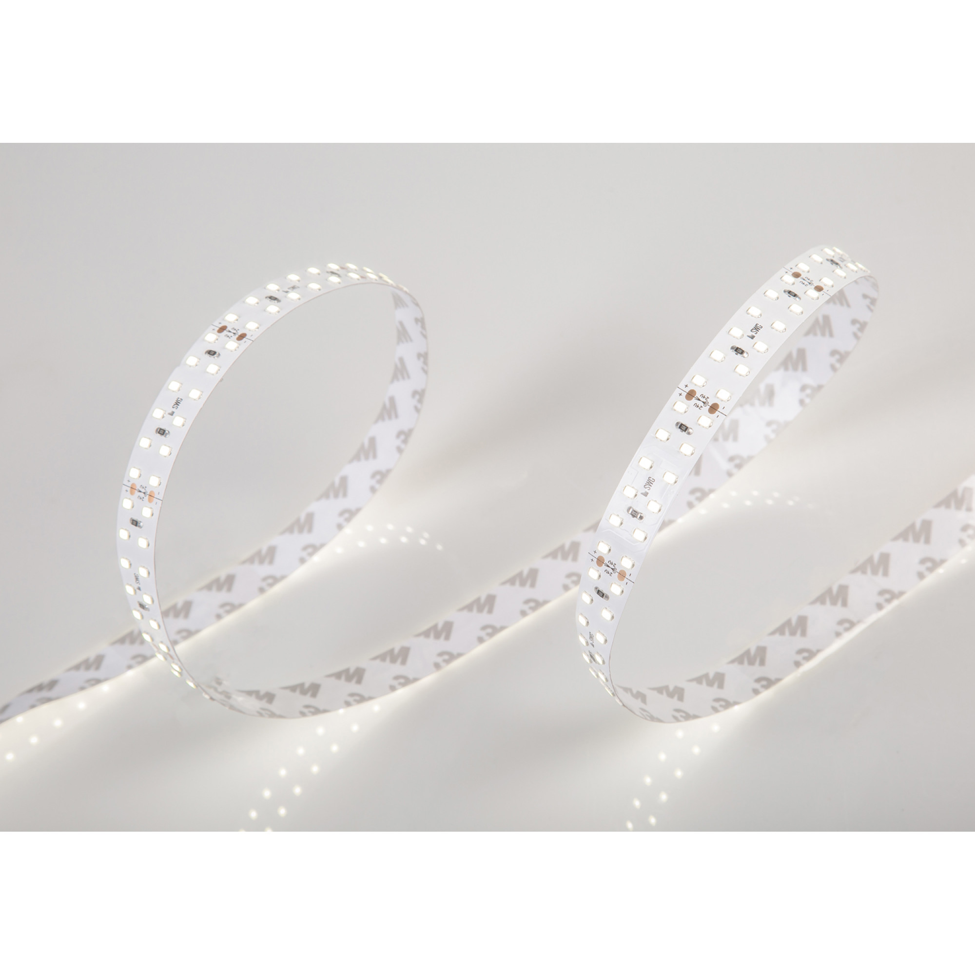 Лента светодиодная стандарт 3528, 240 LED/м, 19,2 Вт/м, 24В , IP20, Цвет: нейтральный белый SWG 