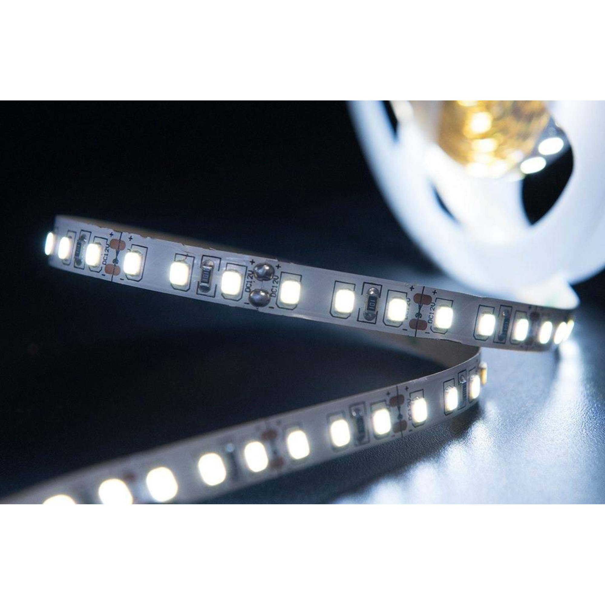 Лента светодиодная стандарт SMD2835 120LED/м 12Вт/м 12В IP20 Цвет:Холодный белый (1метр) SWG