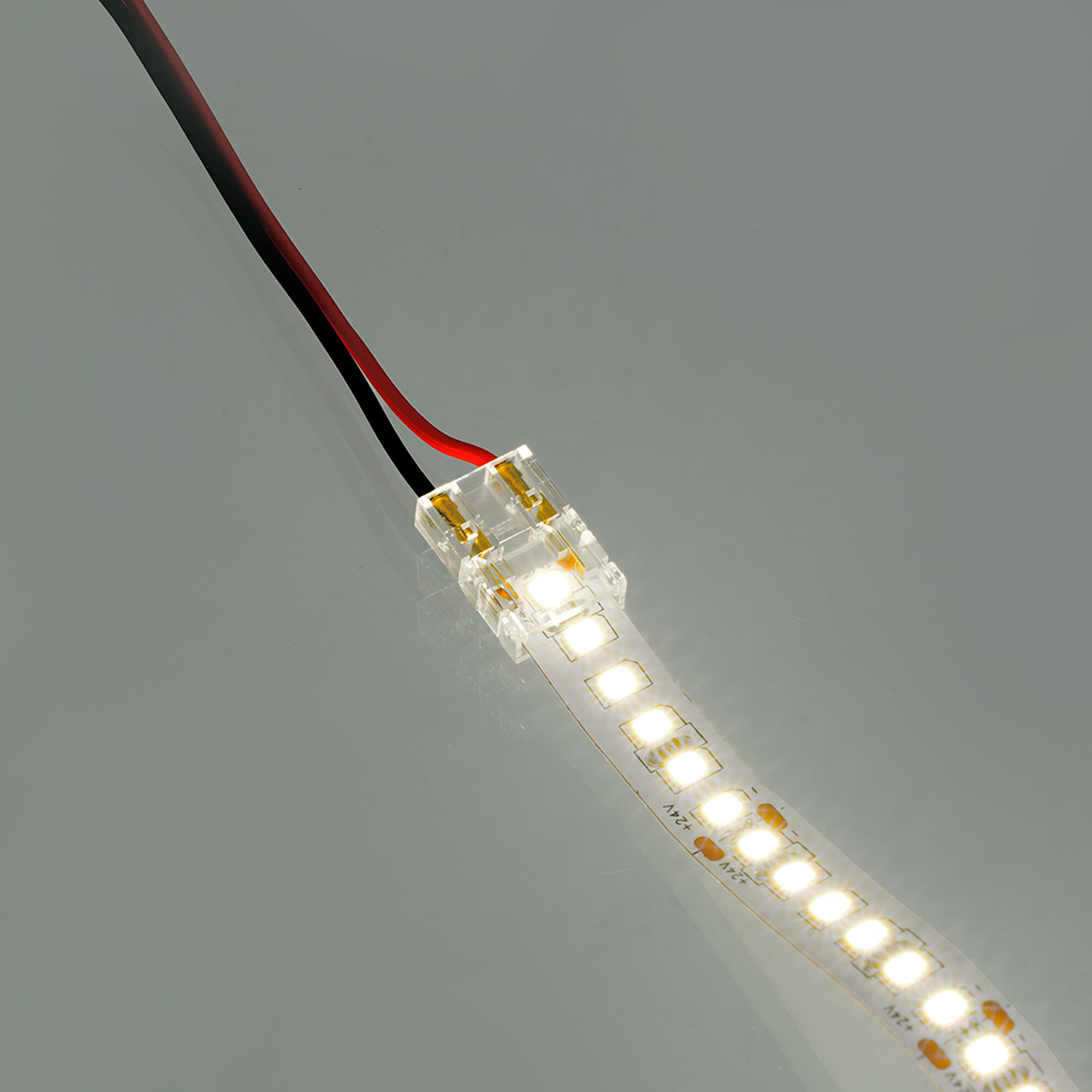 Соединительный провод 12мм для ленты COB LS530, LD196 Feron