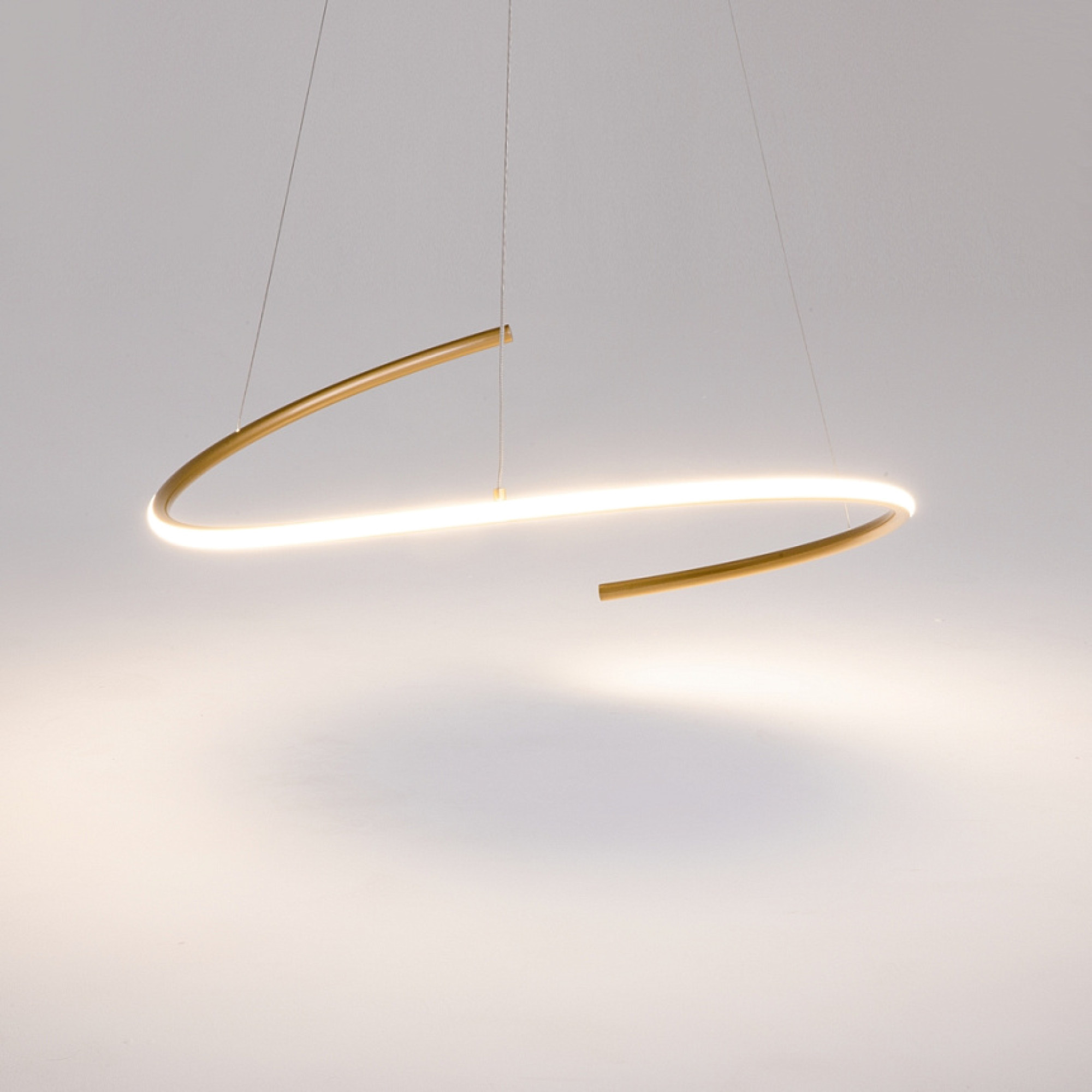 Подвесной светильник Curve 2600-3500К 31Вт MOD242PL-L33BSK Maytoni