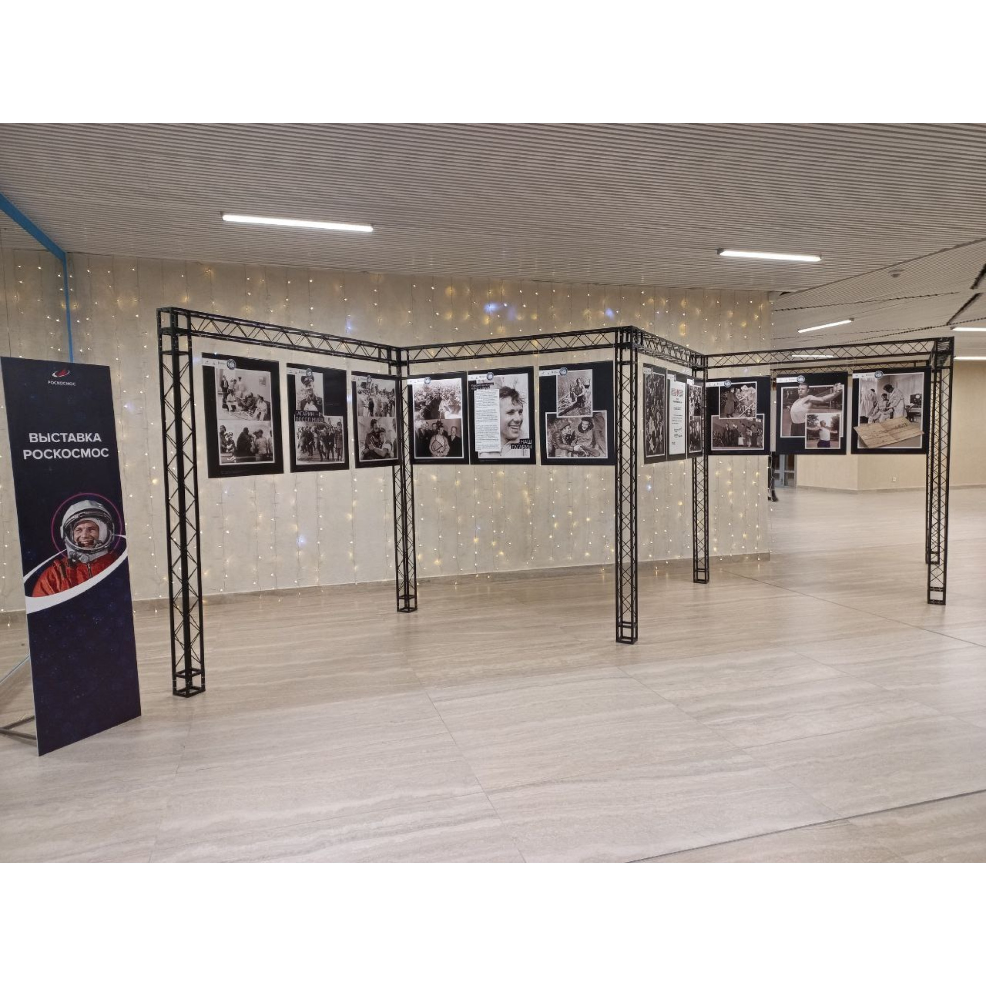 Фермы металлические Line 22*22*50cm, цвет черный, SignImpress