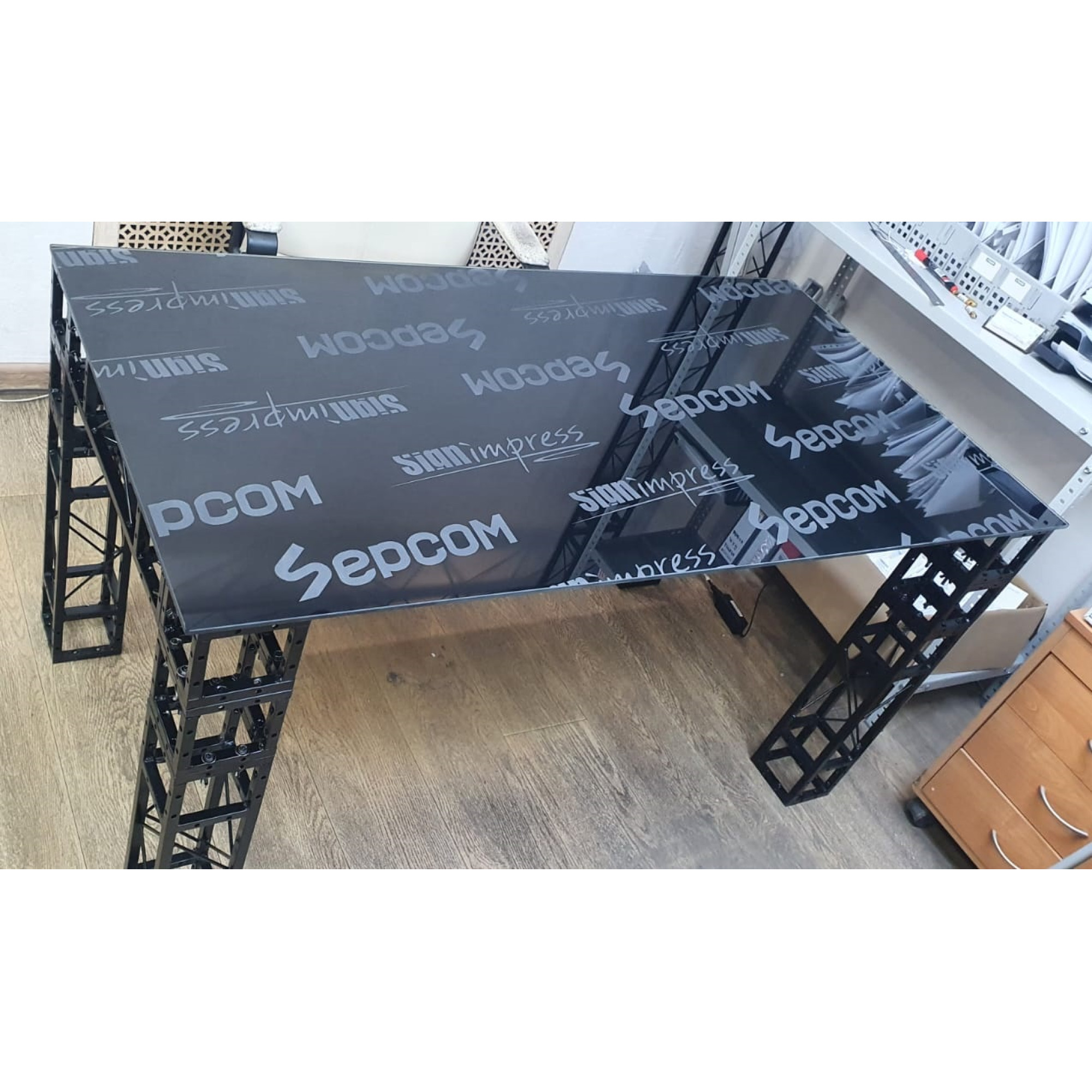 Фермы металлические Line 22*22*50cm, цвет черный, SignImpress