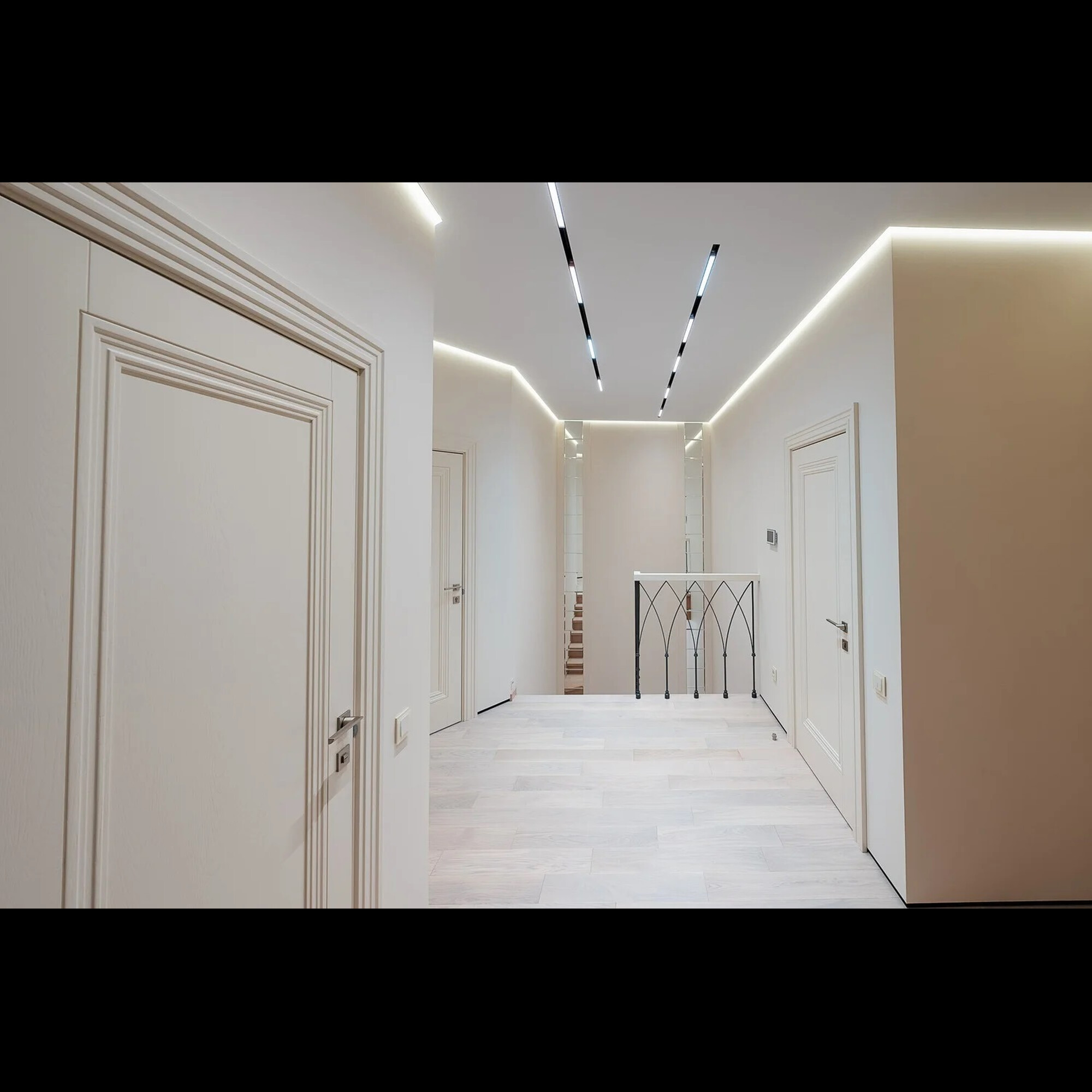 Линейный светильник SMART LINEAR 18W DIM 3000K-6000K белый Denkirs